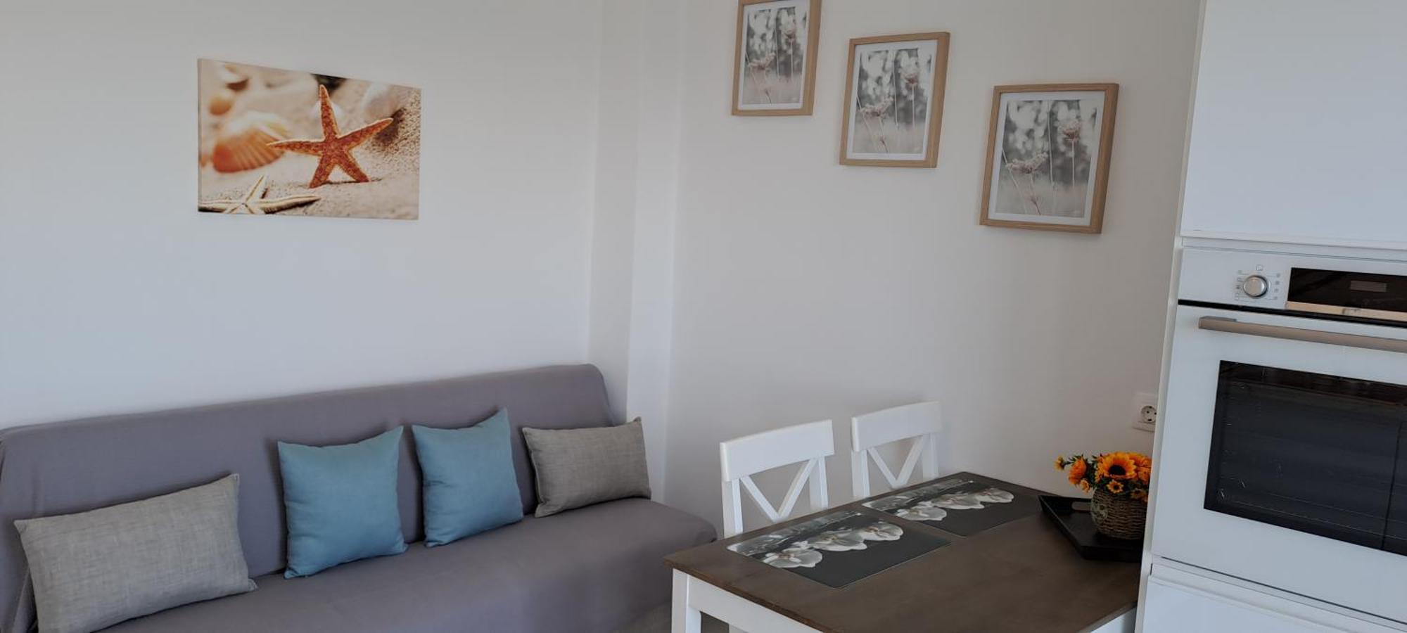 Dinas Inn Piso Livadi Exteriör bild
